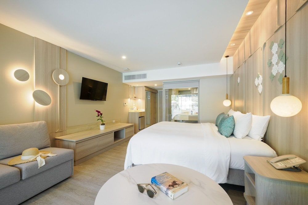 Pool Access Room (Bhuri Wing) del hotel Katathani Phuket Beach Resort. Foto 5