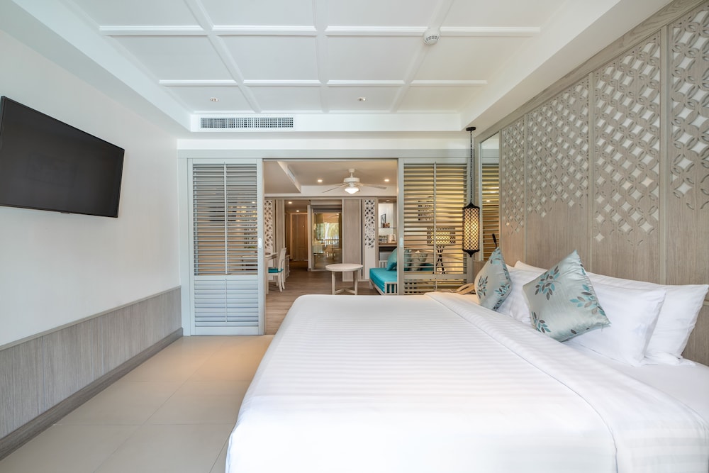 Grand Suite (Thani Wing) del hotel Katathani Phuket Beach Resort. Foto 1