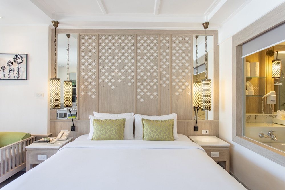 Junior Suite Sea View del hotel Katathani Phuket Beach Resort. Foto 5