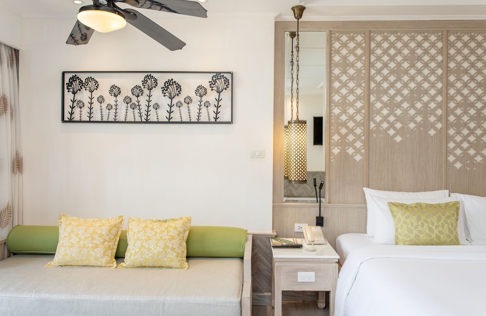 Junior Suite (Thani Wing) del hotel Katathani Phuket Beach Resort. Foto 2