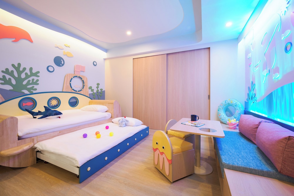 Family Room (Vhari Wing) del hotel Katathani Phuket Beach Resort. Foto 1