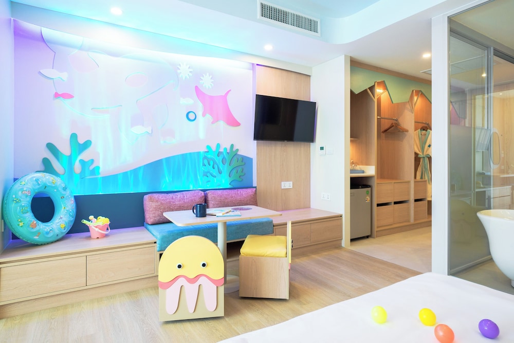 Family Room (Vhari Wing) del hotel Katathani Phuket Beach Resort. Foto 3