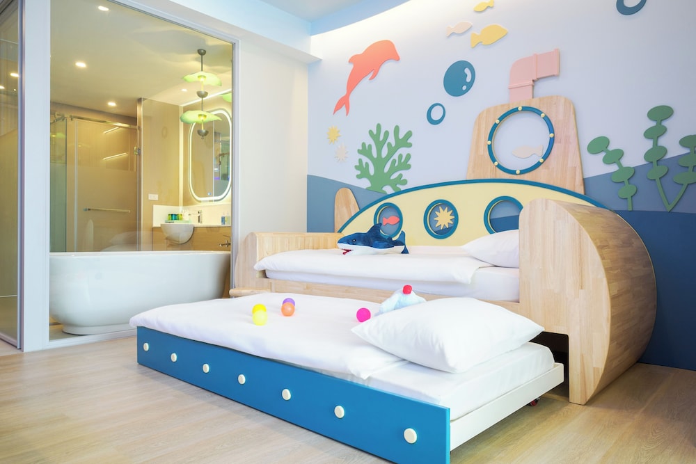 Family Room (Vhari Wing) del hotel Katathani Phuket Beach Resort. Foto 4