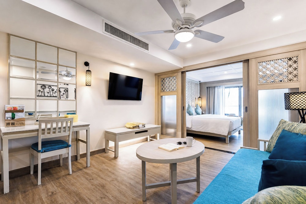 Grand Suite (Thani Wing) del hotel Katathani Phuket Beach Resort. Foto 3