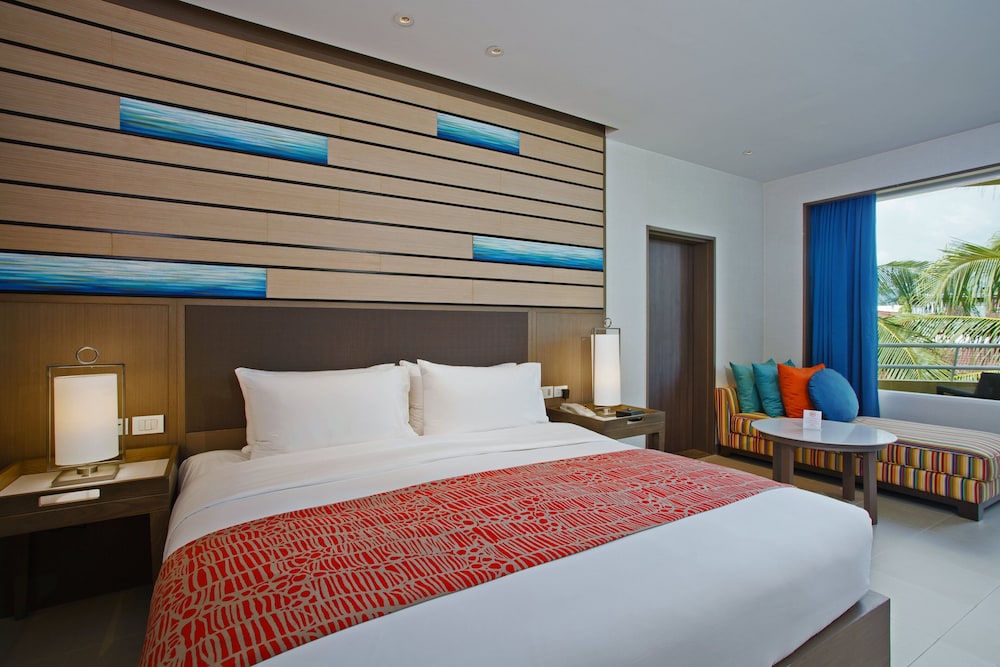 Suite familiar, varias camas del hotel Holiday Inn Resort Phuket, An Ihg