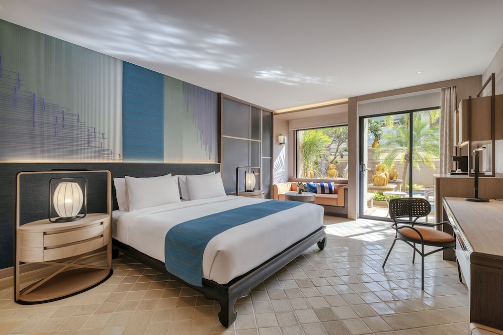 Habitación Premium, 1 cama de matrimonio grande, vistas a la piscina, planta baja del hotel Holiday Inn Resort Phuket, An Ihg. Foto 7