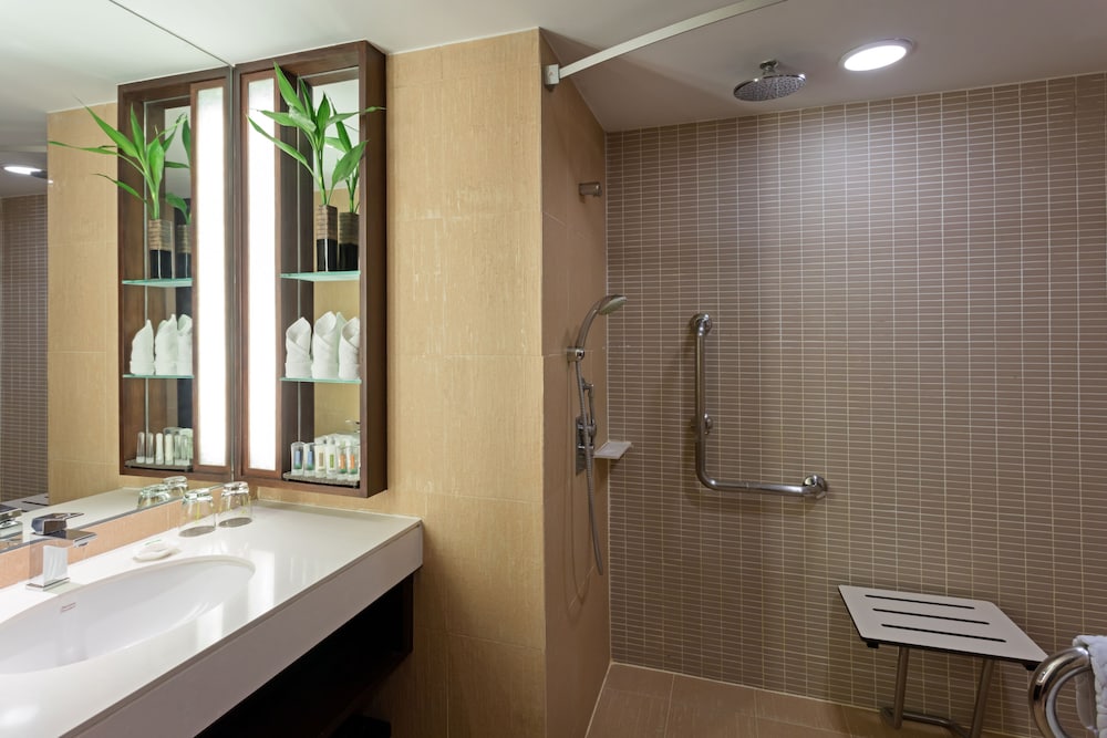 Habitación estándar, 2 camas dobles del hotel Holiday Inn Resort Phuket, An Ihg. Foto 1