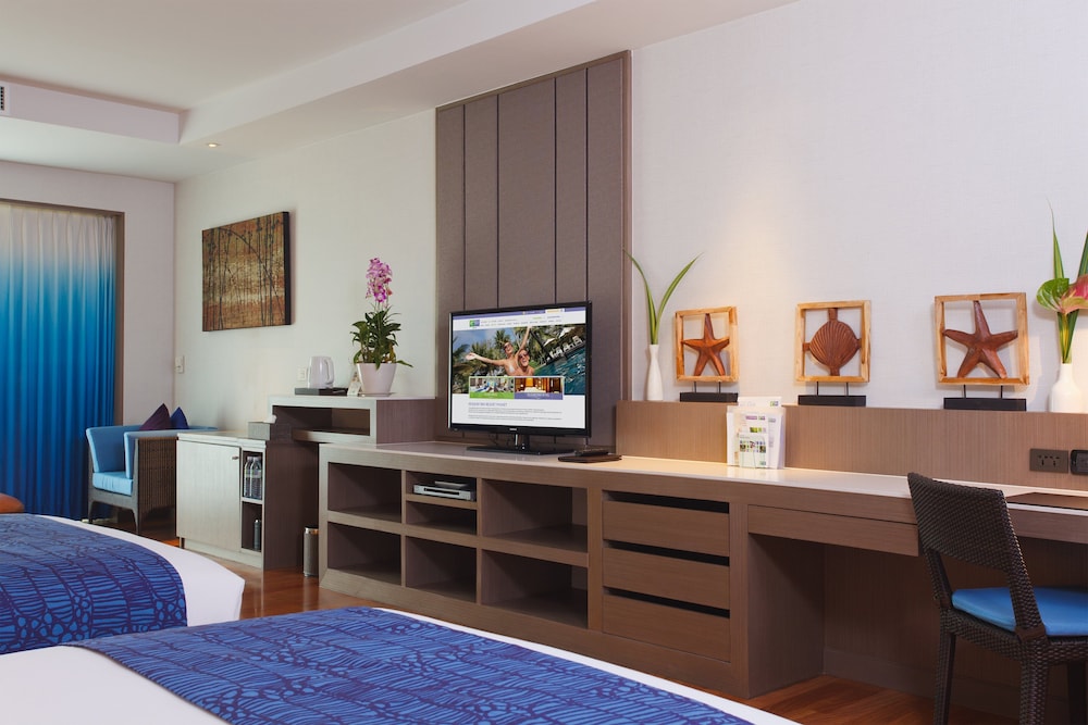 Suite, 2 camas individuales, vistas a la piscina (Furnished Balcony) del hotel Holiday Inn Resort Phuket, An Ihg. Foto 2