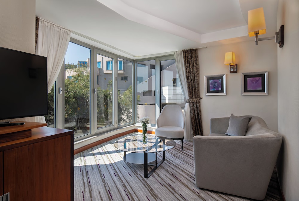 Suite, 1 cama de matrimonio grande del hotel Rixos Sungate - The Land Of Legend Access