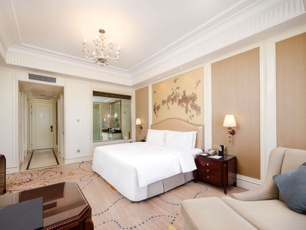 HABITACIÓN SUPERIOR, Una Cama King Size del hotel Sofitel Xining. Foto 2