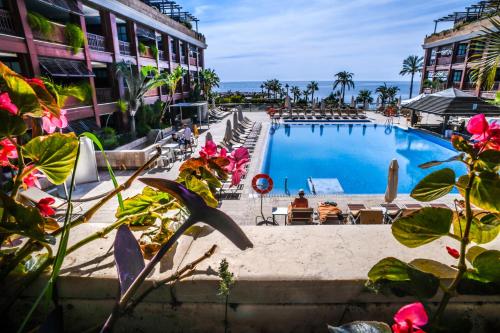 Suite Junior Superior con vistas del hotel Gran Guadalpin Banus