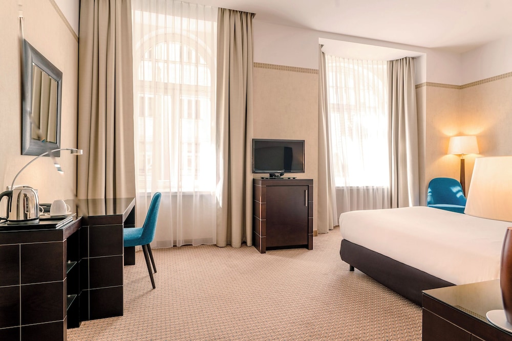 Habitación superior con 2 camas individuales del hotel Polonia Palace. Foto 2