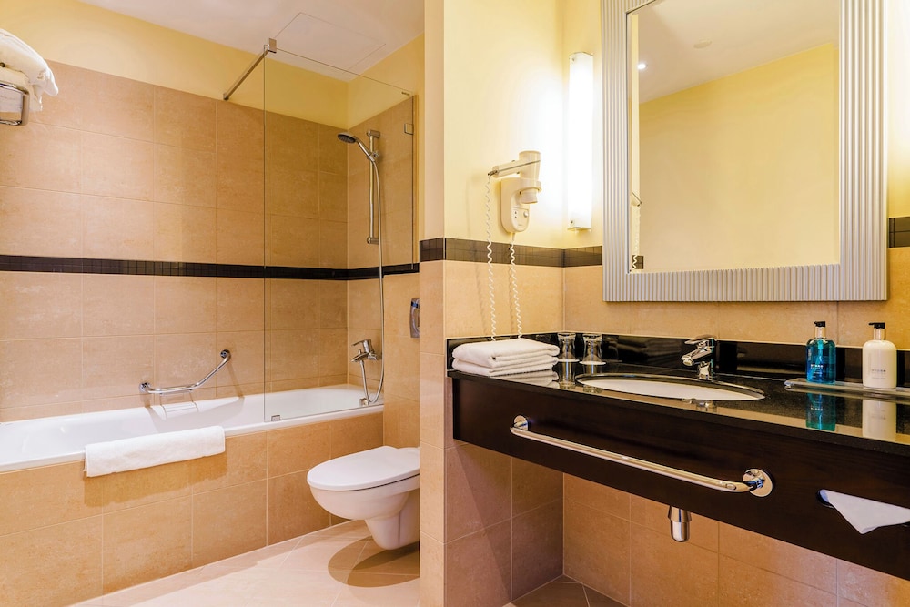 Habitación superior con 2 camas individuales del hotel Polonia Palace. Foto 3