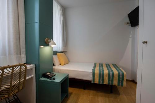 Habitación Doble - 1 o 2 camas del hotel Yomo Hostal BCN Port. Foto 6