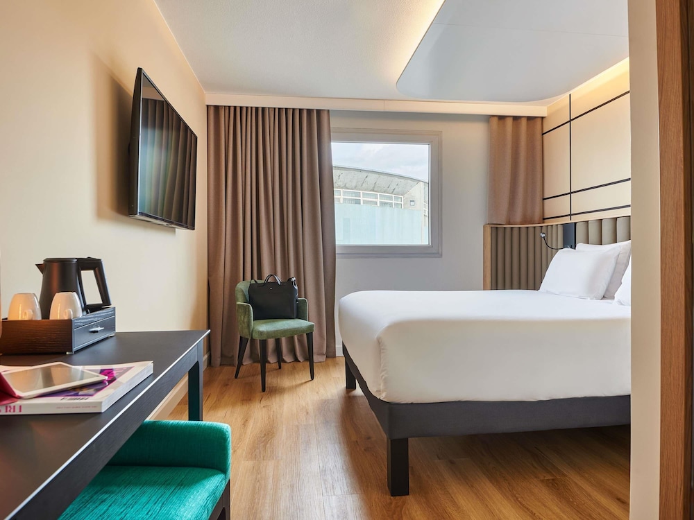 Habitación Clásica - 1 cama doble del hotel Mercure Paris Nanterre