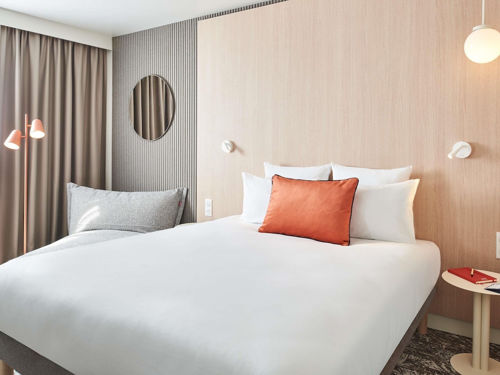 Habitación Superior con 1 cama queen size del hotel Novotel Paris 13 Porte D'italie. Foto 1