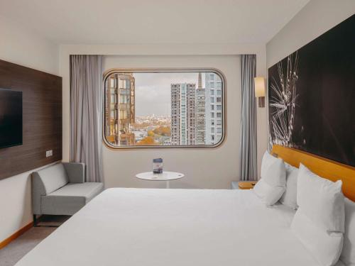 Habitación Doble del hotel Novotel Paris Centre Tour Eiffel. Foto 3