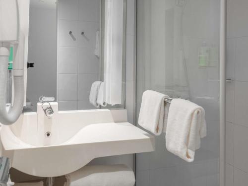 Habitación Doble del hotel Novotel Paris Centre Tour Eiffel. Foto 1