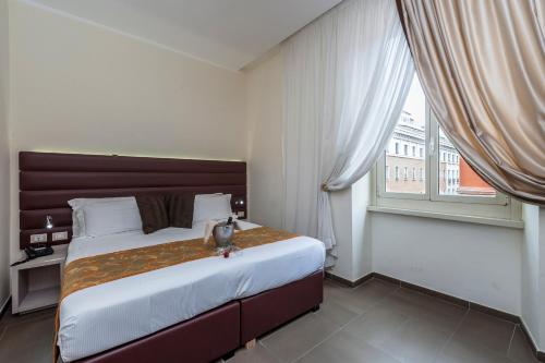Habitación Doble del hotel California. Foto 4
