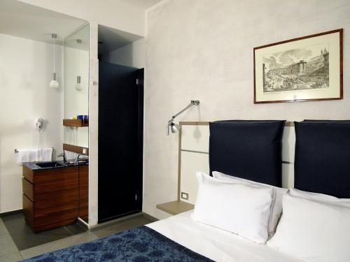 Habitación Doble del hotel California. Foto 8
