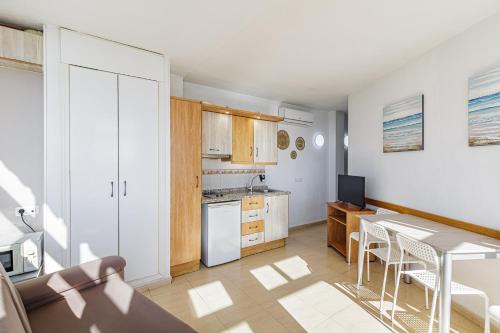 Apartamento del hotel Doramar. Foto 1
