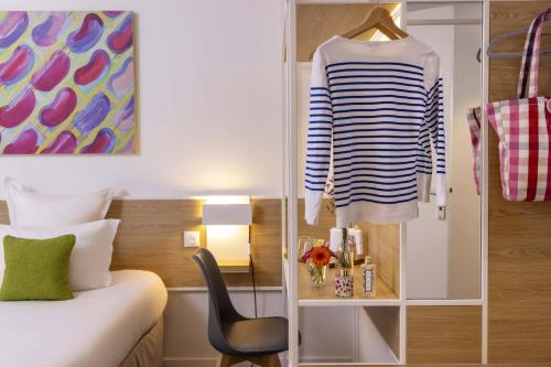Habitación Doble Estándar del hotel Paris Louis Blanc. Foto 3