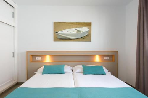 Apartamento Balcón o Terraza 1 habitación Sofá Cama incluido 2 Camas individuales kitchenette del hotel Playamar. Foto 1