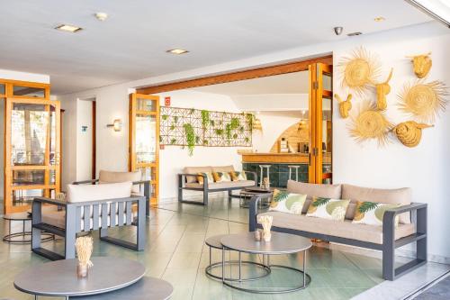 Apartamento con balcón del hotel Cala Nova. Foto 19