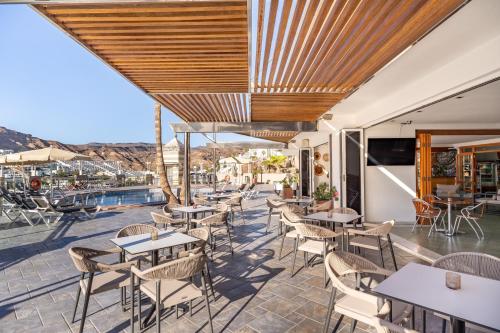 Apartamento con balcón del hotel Cala Nova. Foto 39