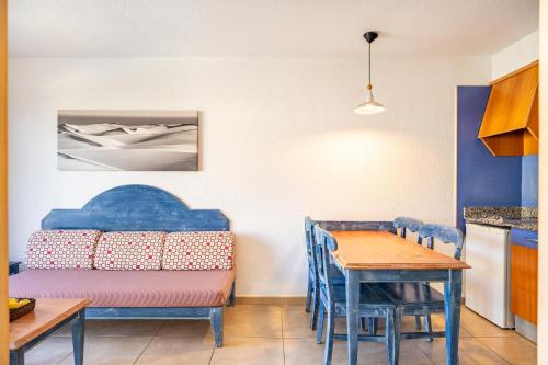 Apartamento con balcón del hotel Cala Nova. Foto 64