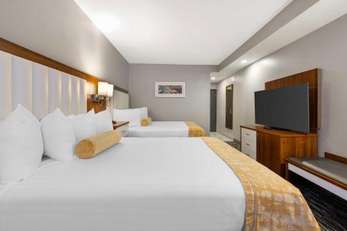 Habitación con 2 camas grandes - No fumadores del hotel Best Western Inn On The Avenue. Foto 3