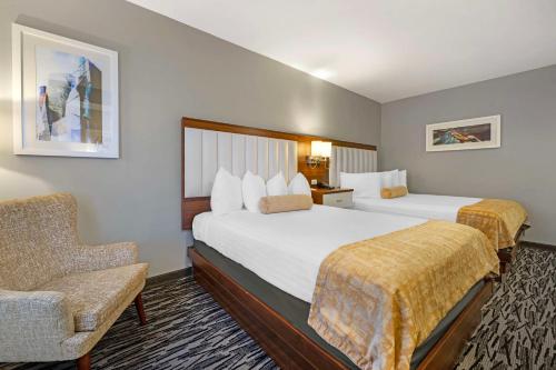 Habitación con 2 camas grandes - No fumadores del hotel Best Western Inn On The Avenue. Foto 4