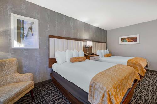 Habitación con 2 camas grandes - No fumadores del hotel Best Western Inn On The Avenue. Foto 8