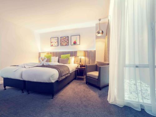 Habitación Executive Twin del hotel Mercure London Paddington. Foto 12