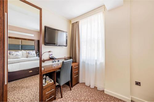 Habitación Executive King con sofá cama del hotel Mercure London Paddington. Foto 6