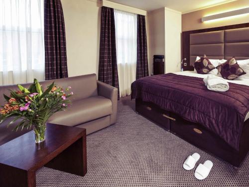 Habitación Executive King con sofá cama del hotel Mercure London Paddington. Foto 8