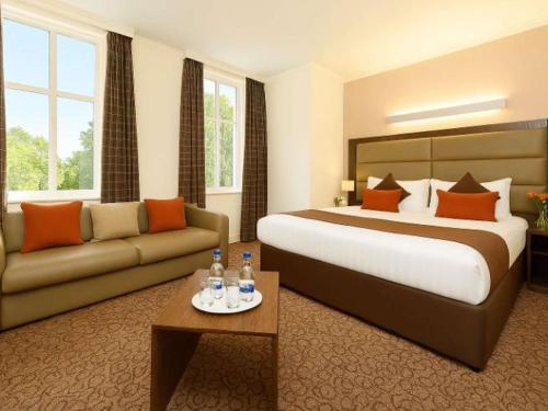 Habitación Executive King con sofá cama del hotel Mercure London Paddington. Foto 11