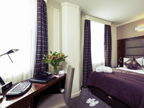 Habitación Doble Estándar del hotel Mercure London Paddington. Foto 9