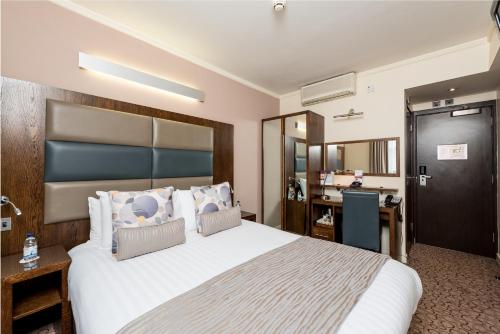 Habitación Doble Estándar del hotel Mercure London Paddington. Foto 20