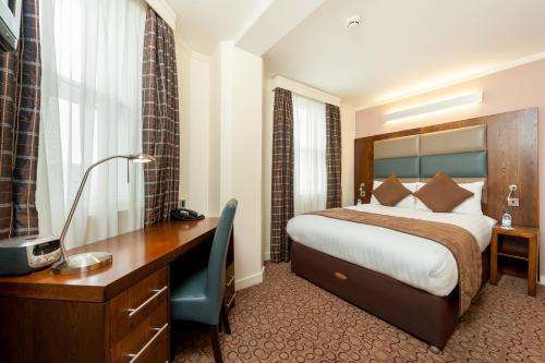 Habitación Doble Estándar del hotel Mercure London Paddington. Foto 21
