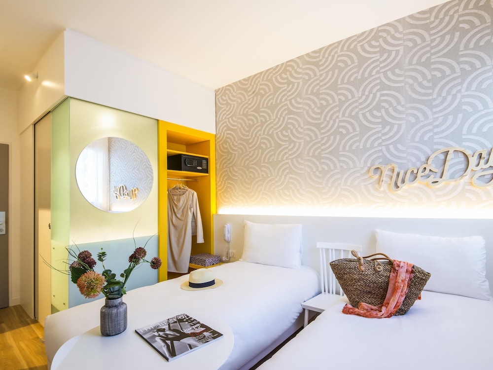 Habitación estándar con 2 camas individuales (1 pers. cada una) del hotel Ibis Styles Nice Cap 3000 Aeroport