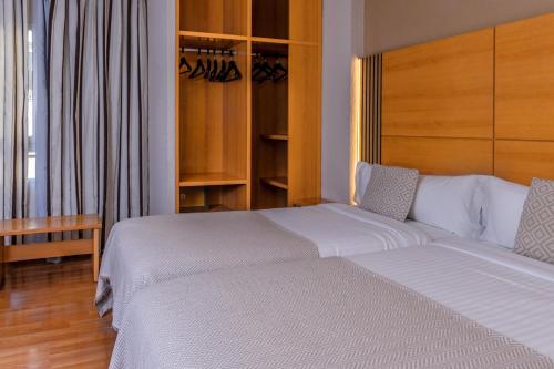 Habitación Doble del hotel Serrano. Foto 6