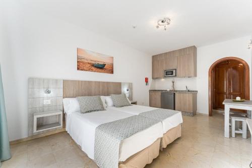 Estudio del hotel Klayman Olivina. Foto 1