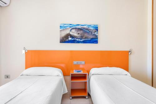 Habitación Doble con balcón - 2 camas del hotel Andrea's. Foto 12