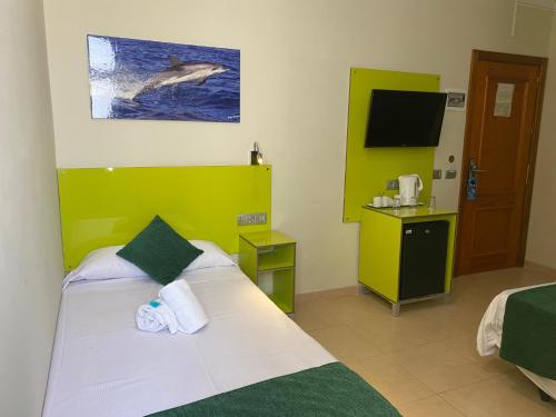 Habitación Triple del hotel Andrea's. Foto 4