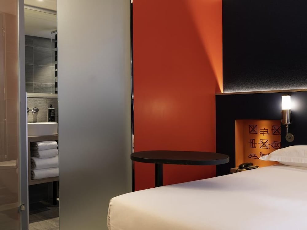 Habitación Estándar con 1 cama doble del hotel Ibis Styles Bourg La Reine. Foto 10