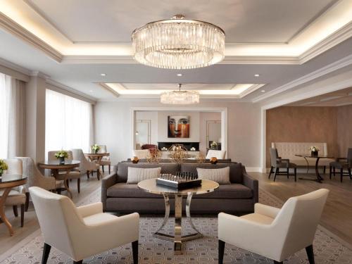 Habitación Fairmont con cama extragrande del hotel Fairmont Washington, D.c., Georgetown