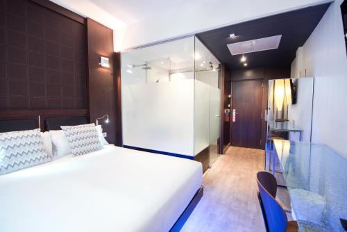 Habitación Doble del hotel Petit Palace President Castellana. Foto 5
