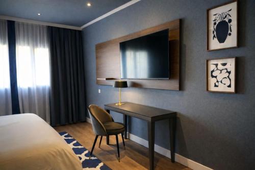 Habitación doble Premium 1 Cama doble del hotel voco Madrid - Las Tablas by IHG. Foto 8