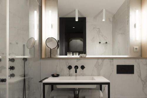 Habitación Cuádruple del hotel Icon Wipton. Foto 3